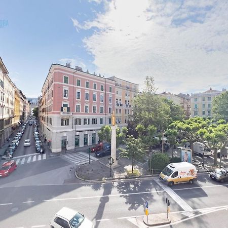Corridoni 4C Tirabora Short Rent Apartment Trieste Bagian luar foto
