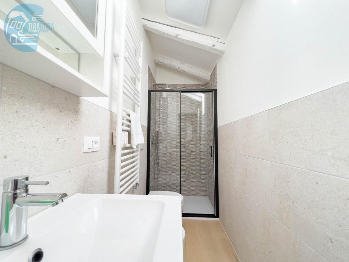 Corridoni 4C Tirabora Short Rent Apartment Trieste Bagian luar foto